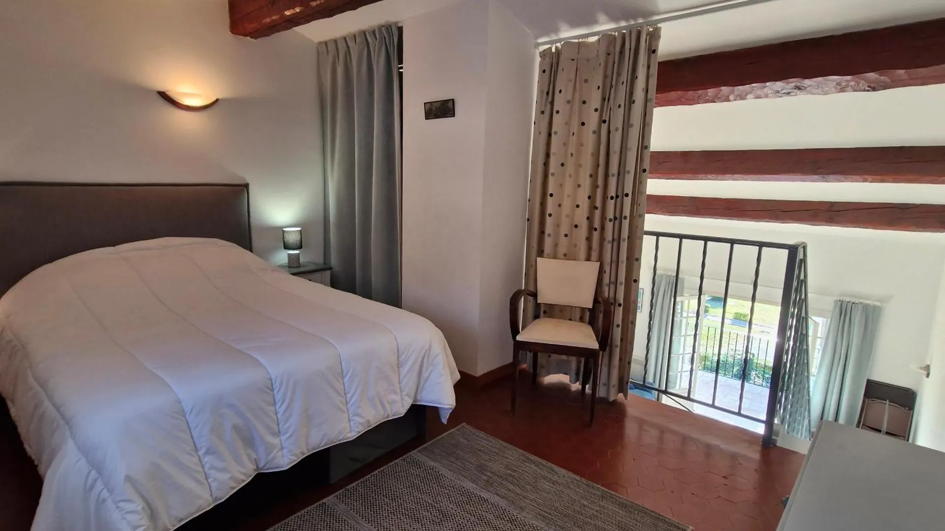 Apartment Appartement Avec Mezzanine, Piscine, Parking Et Pres De La Mer A Sainte-Maxime - Fr-1-780-81