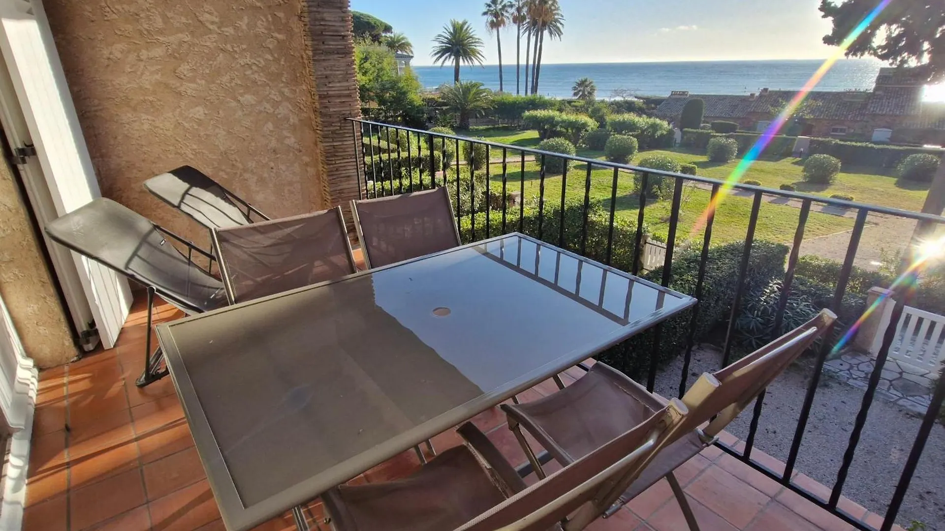 Apartment Appartement Avec Mezzanine, Piscine, Parking Et Pres De La Mer A Sainte-Maxime - Fr-1-780-81 France